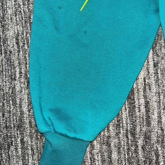 Circo Girls Pajama Set Size 4T Blue Green Quilted Embroidered Cute Long Sleeves - Picture 14 of 14
